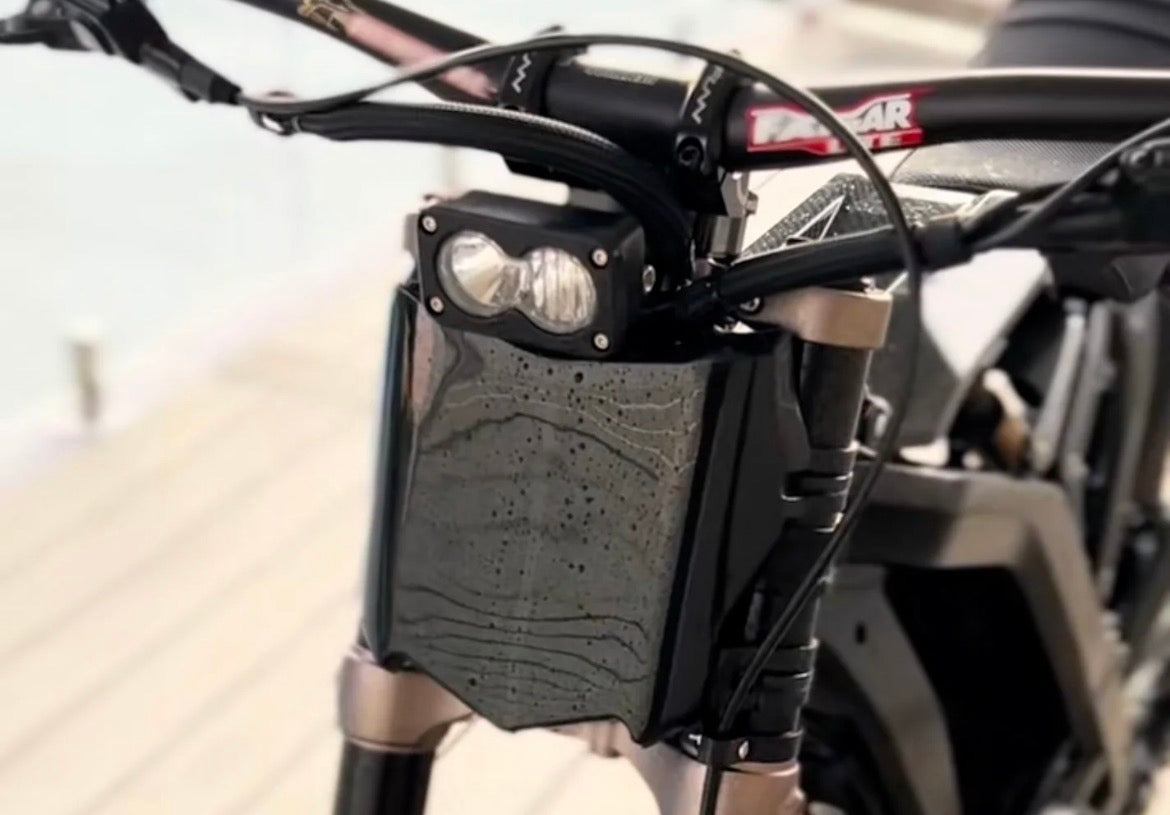 Glossy Motocuts front plate (pre-order)